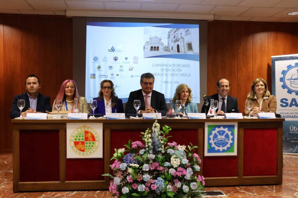 Premios CADE 2026: Mesa de bienvenida